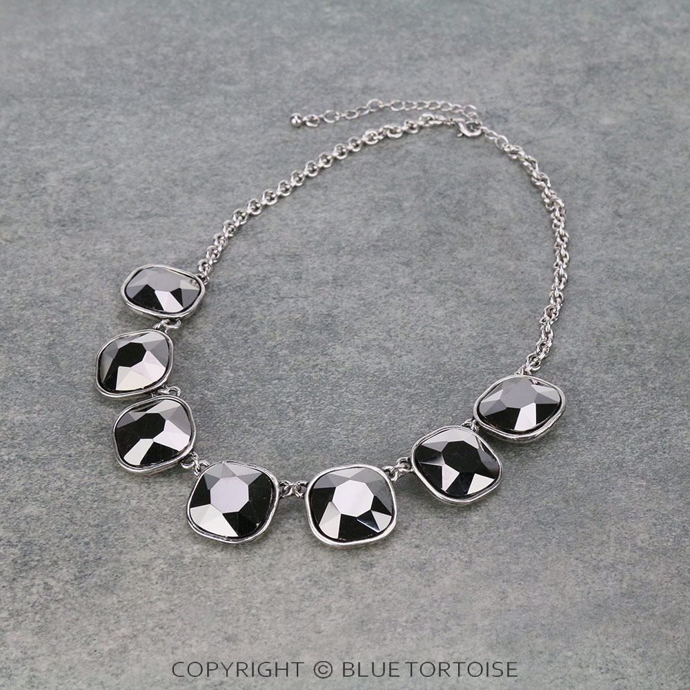 Glass Stones Chain Necklace