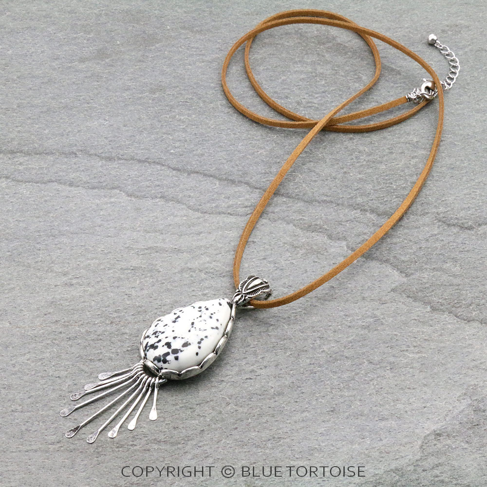 Western Teardrop Pendant Suede Necklace