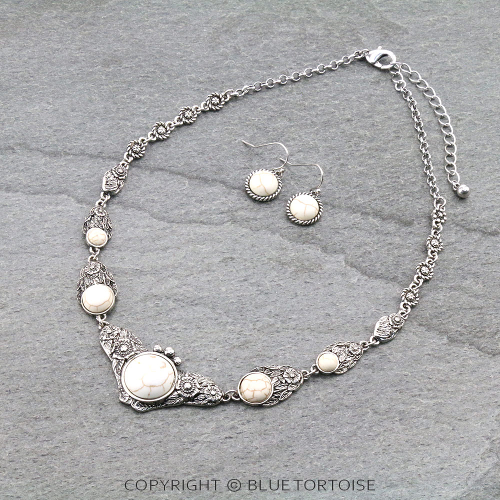 Western Flower Semi Stone Necklace Set