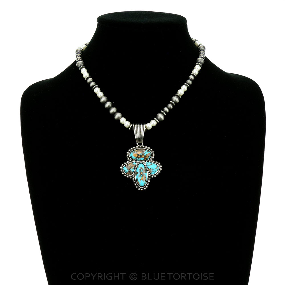 Western Handmade Stone Pendant with Pearl Necklace - Image 2