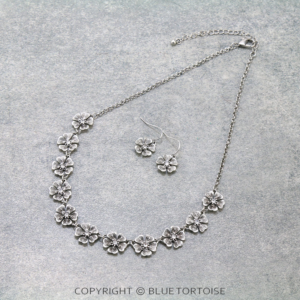 Fashion Flower Statement Necklace Set