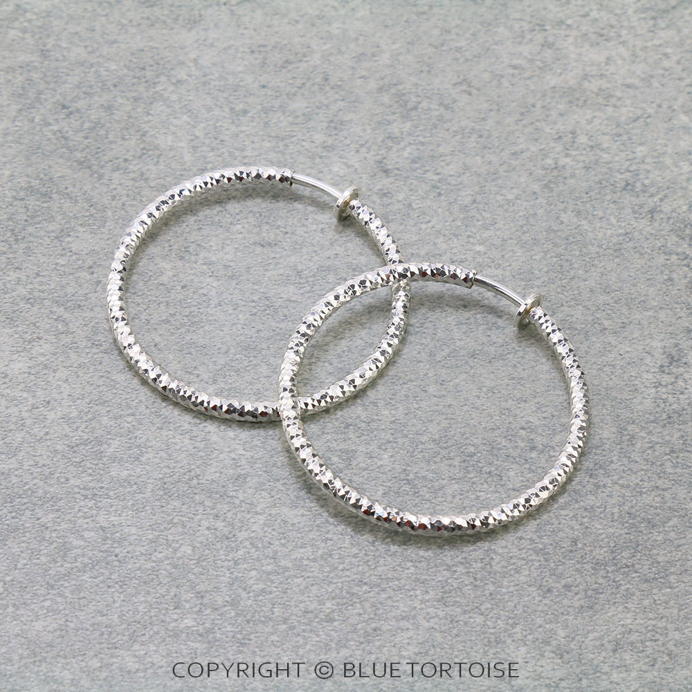Fashion 45mm Diamond Cut Pump Earrings