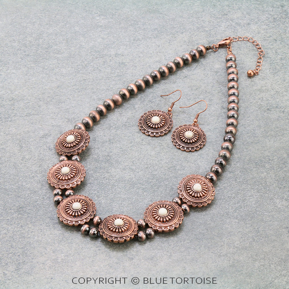 Western Concho Metallic Pearl Necklace Set