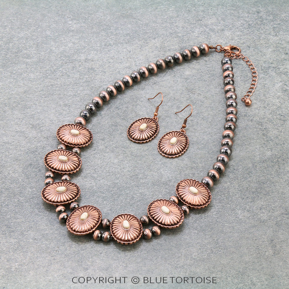 Western Concho Metallic Pearl Necklace Set