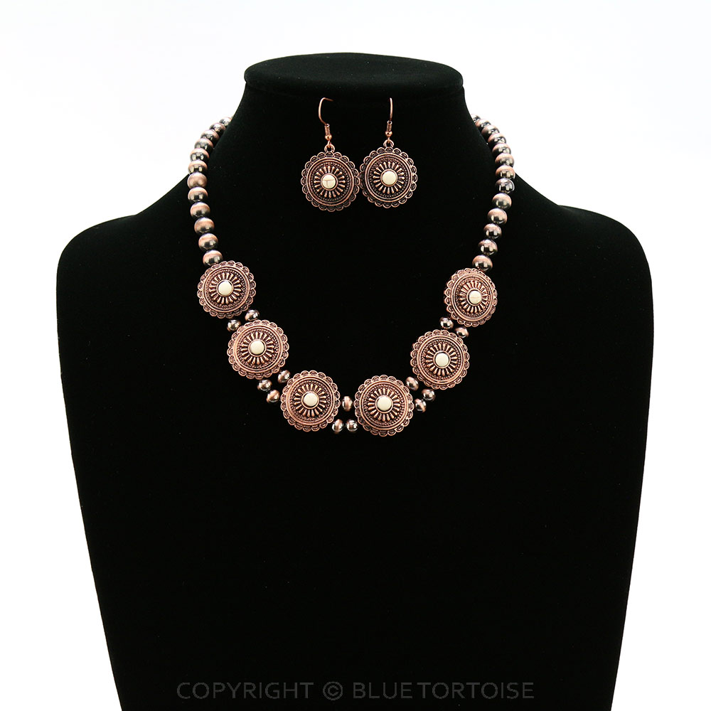 Western Concho Metallic Pearl Necklace Set - Image 2