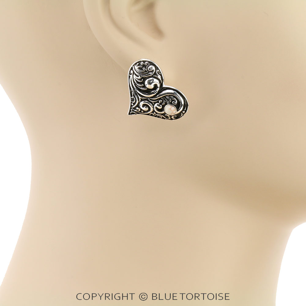 Western Floral Pattern Heart Stud Earrings - Image 2