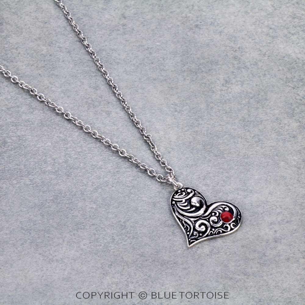 Western Floral Pattern Heart Chain Necklace