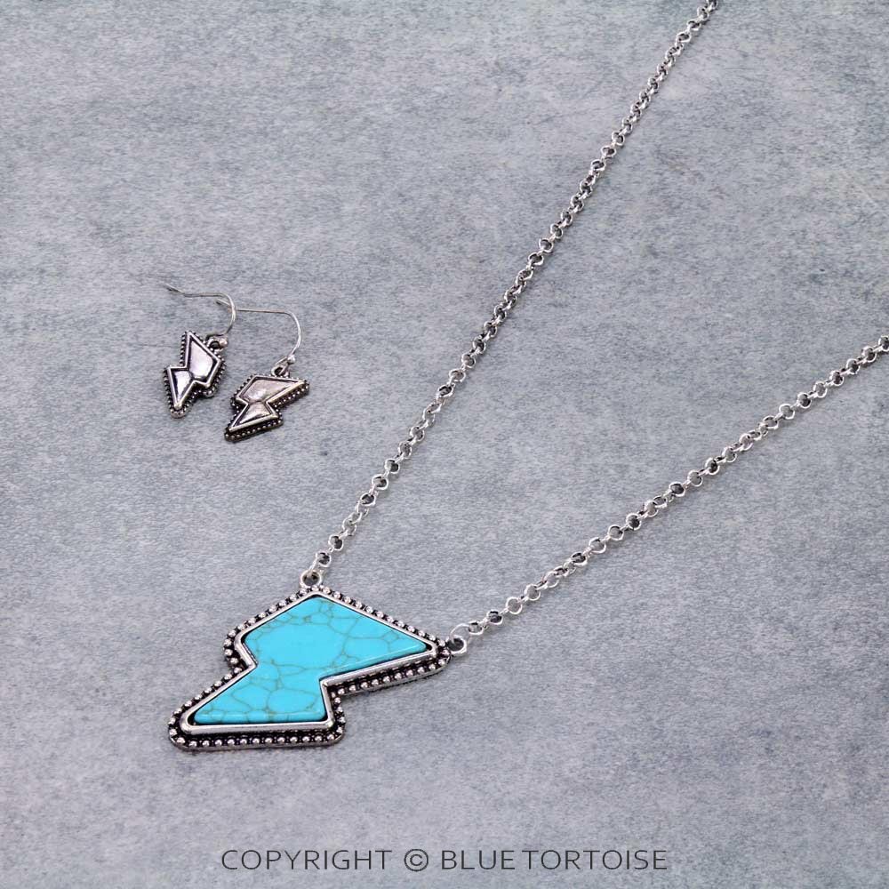Lightning Design Turquoise Necklace Set