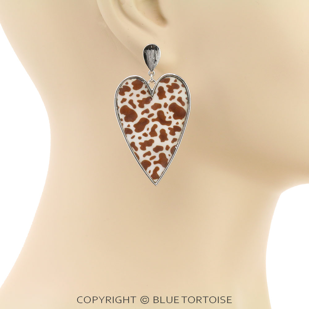 Heart Print Shell Earrings - Image 2