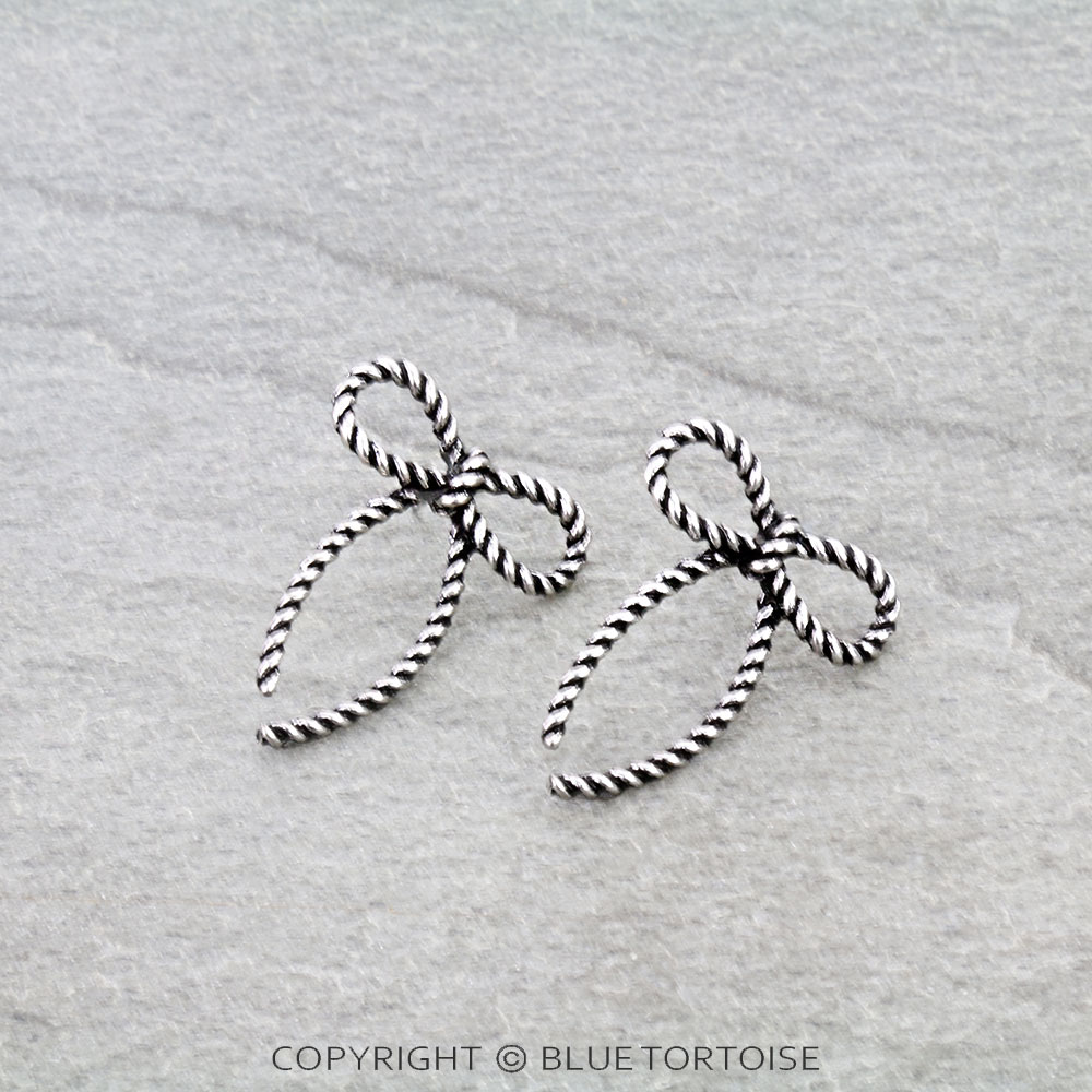 Western Rope TXR Bow Stud Earrings
