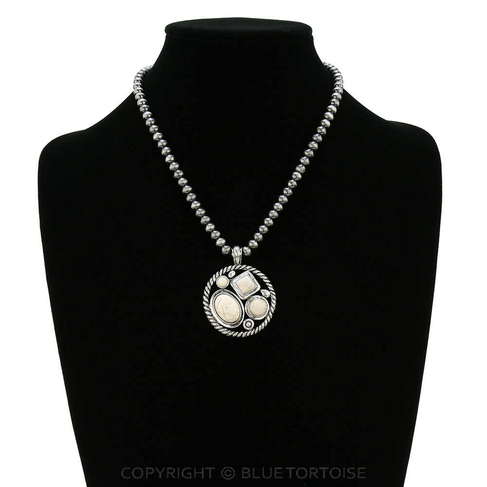Western Style Stone Pendant Necklace - Image 2