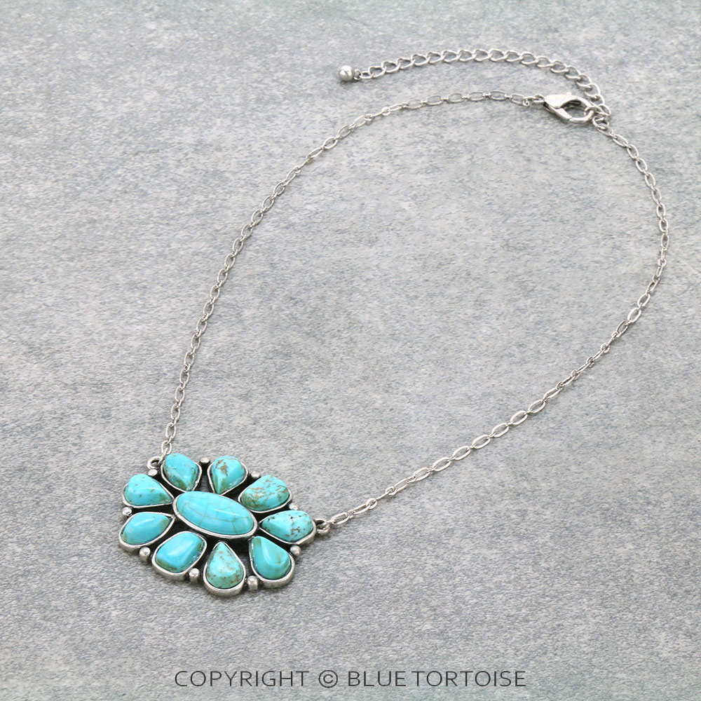 Western Concho Pendant Chain Necklace