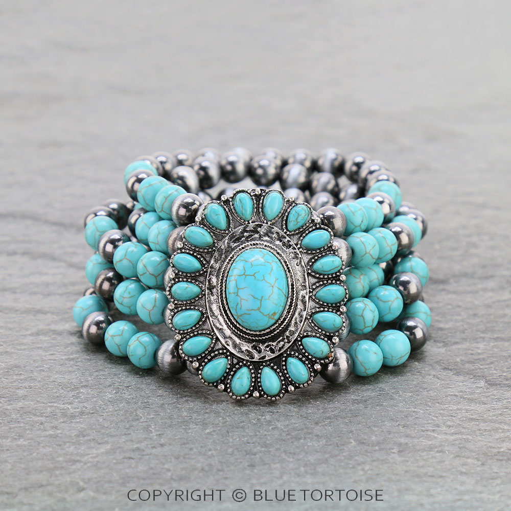Navajo Style Pearl with Concho Stretch Bracelet