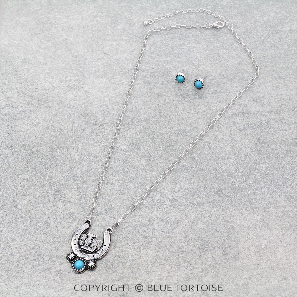 Western Horse Groove Initial Necklace Set