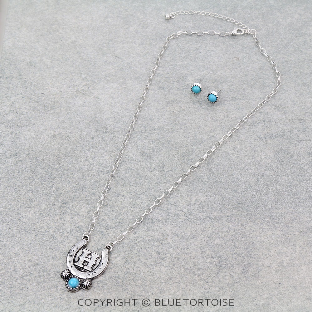 Western Horse Groove Initial Necklace Set