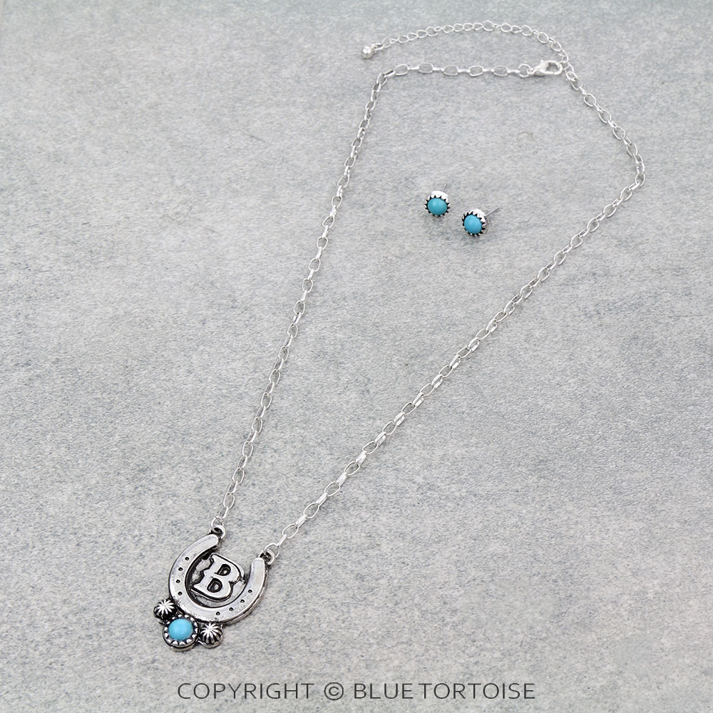 Western Horse Groove Initial Necklace Set