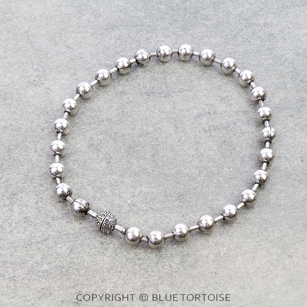 Western Ball Magnetic Necklace