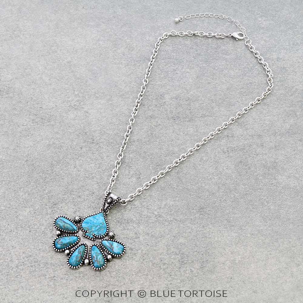 Wester Spade Hand Stone Necklace