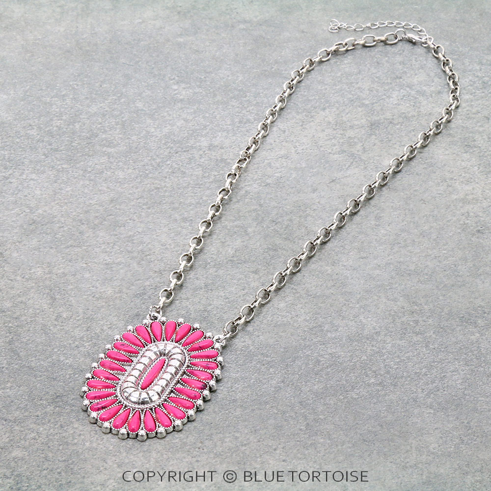 Western Concho Pendant Chain Necklace