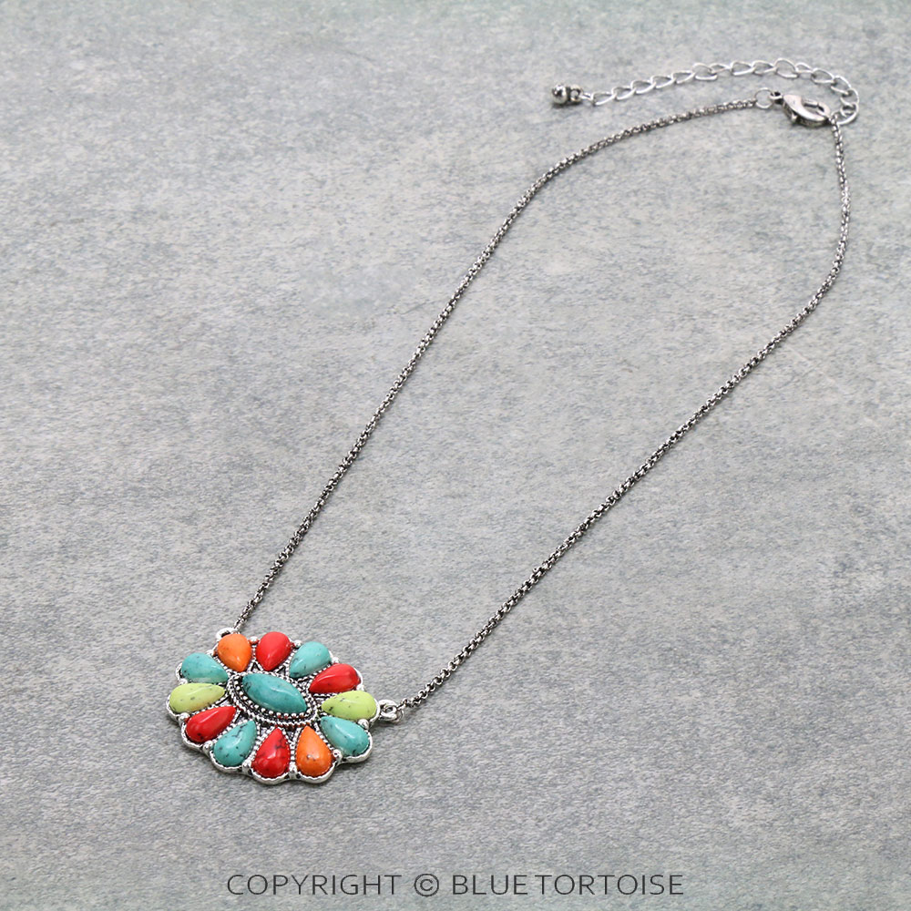 Western Concho Pendant Chain Necklace