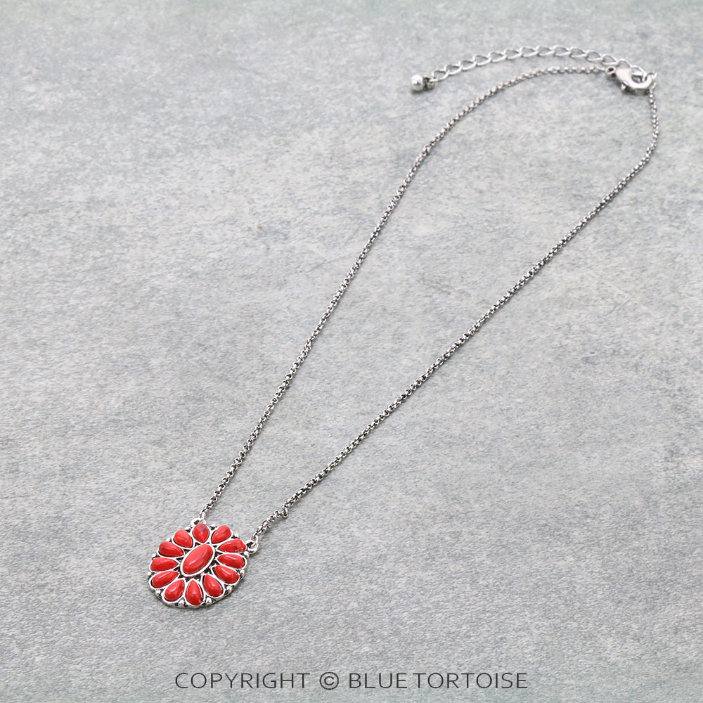 Western Concho Pendant Chain Necklace