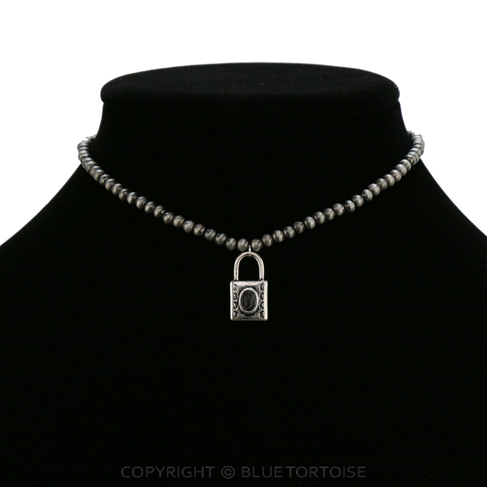 4mm Navajo Style Pearl with Lock Pendant Choker - Image 3