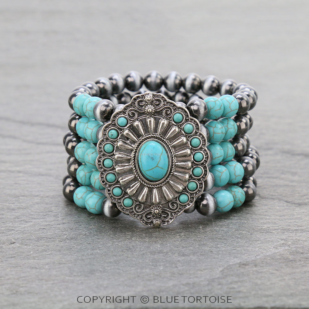 Navajo Style Pearl with Concho Stretch Bracelet