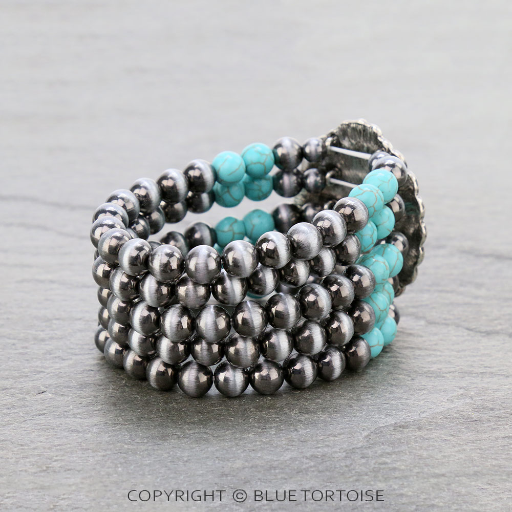 Navajo Style Pearl with Concho Stretch Bracelet - Image 3