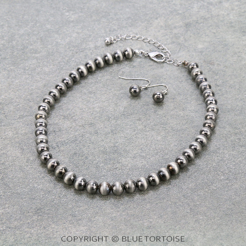 8mm Metallic Pearl Choker Set