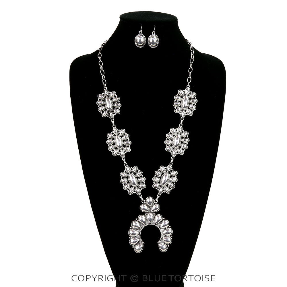 Western Metal Squash Blossom Necklace Set - Image 2
