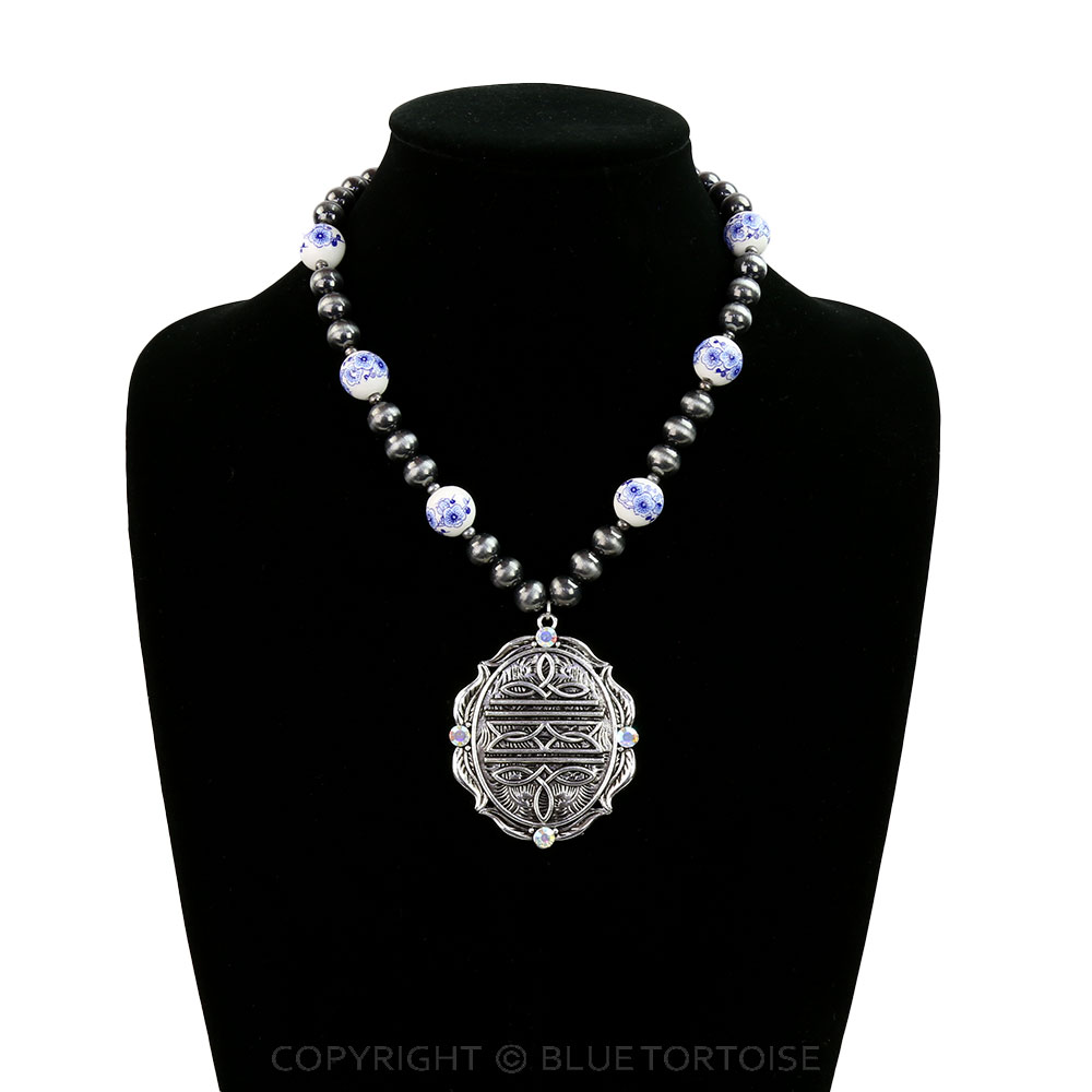 Western Boot Stitch Navajo Style Ceramic Necklace - Image 2