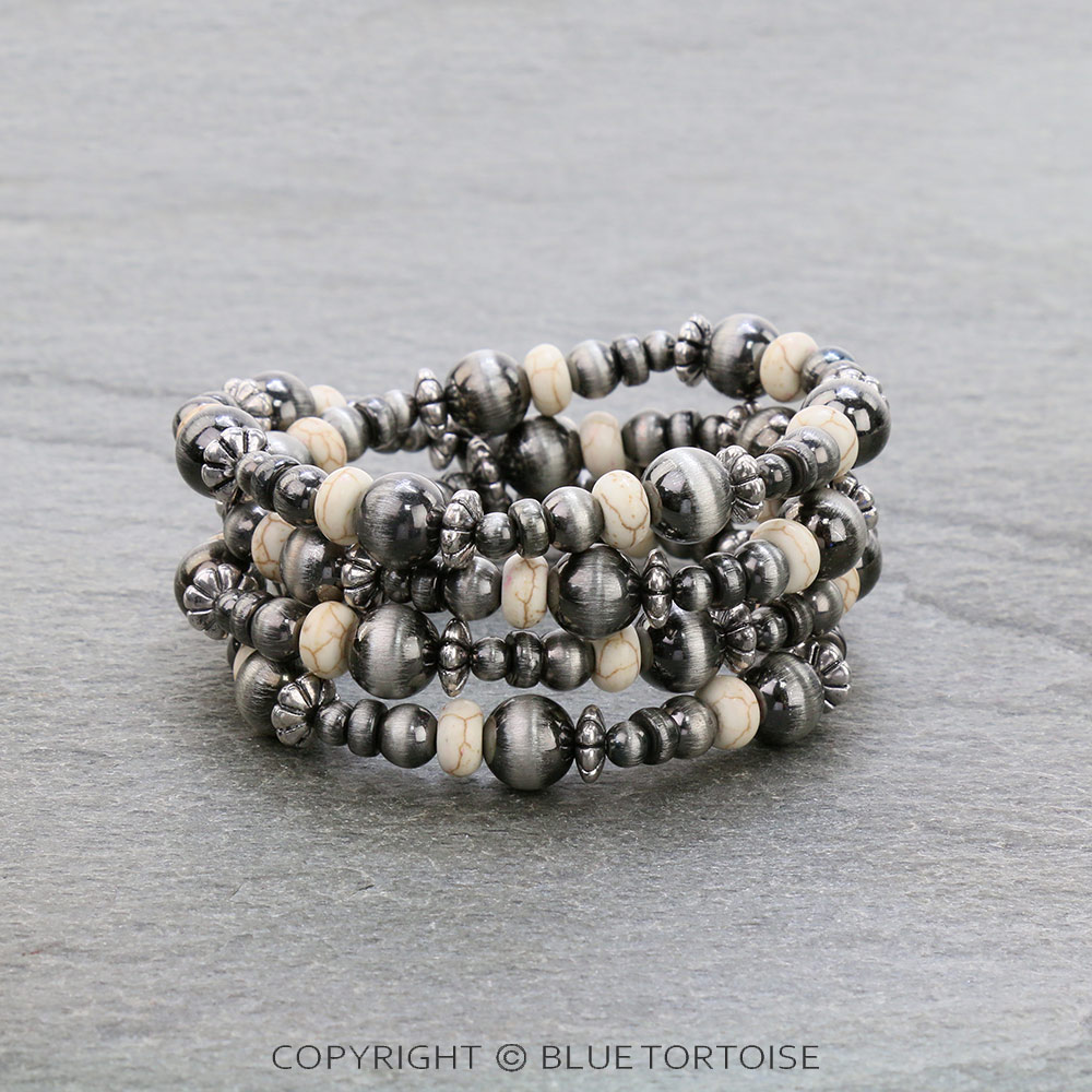 Navajo Style Pearl Stretch Bracelet - Image 3