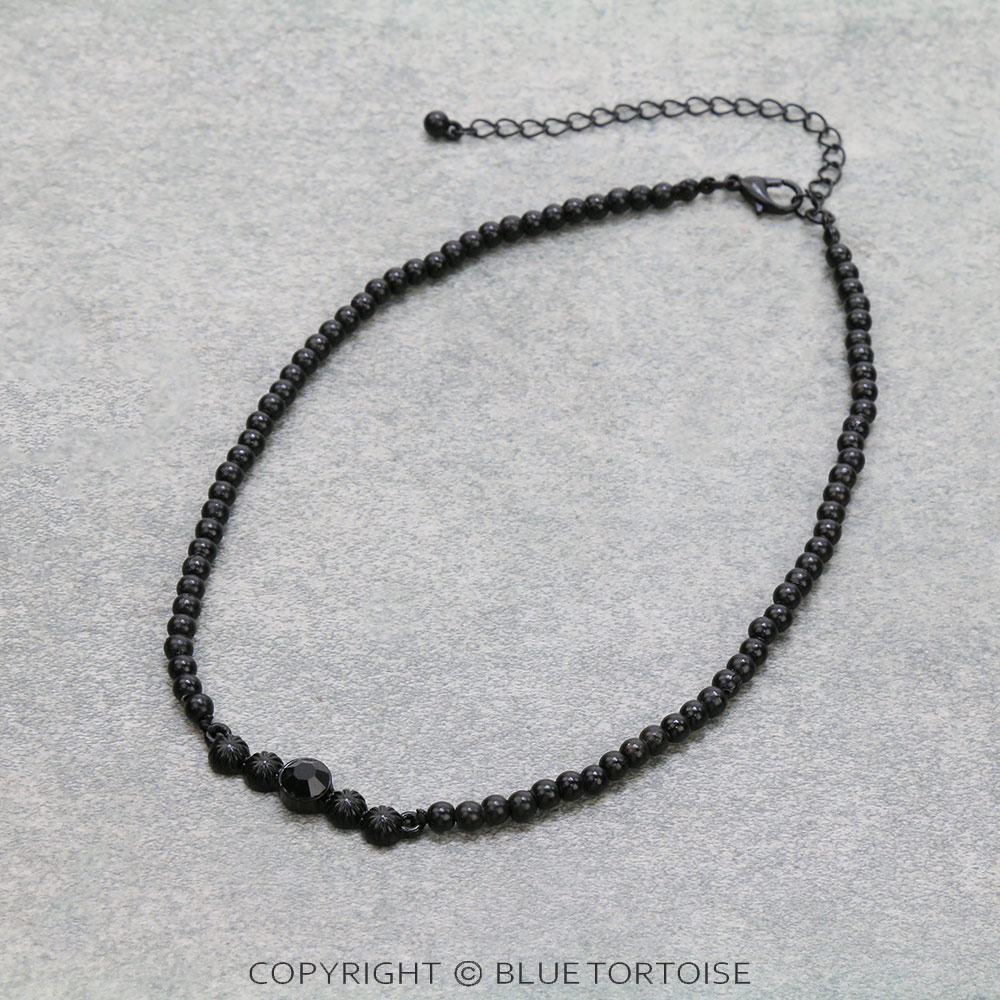 Navajo Style Pearl with Concho Bar Pendant Choker