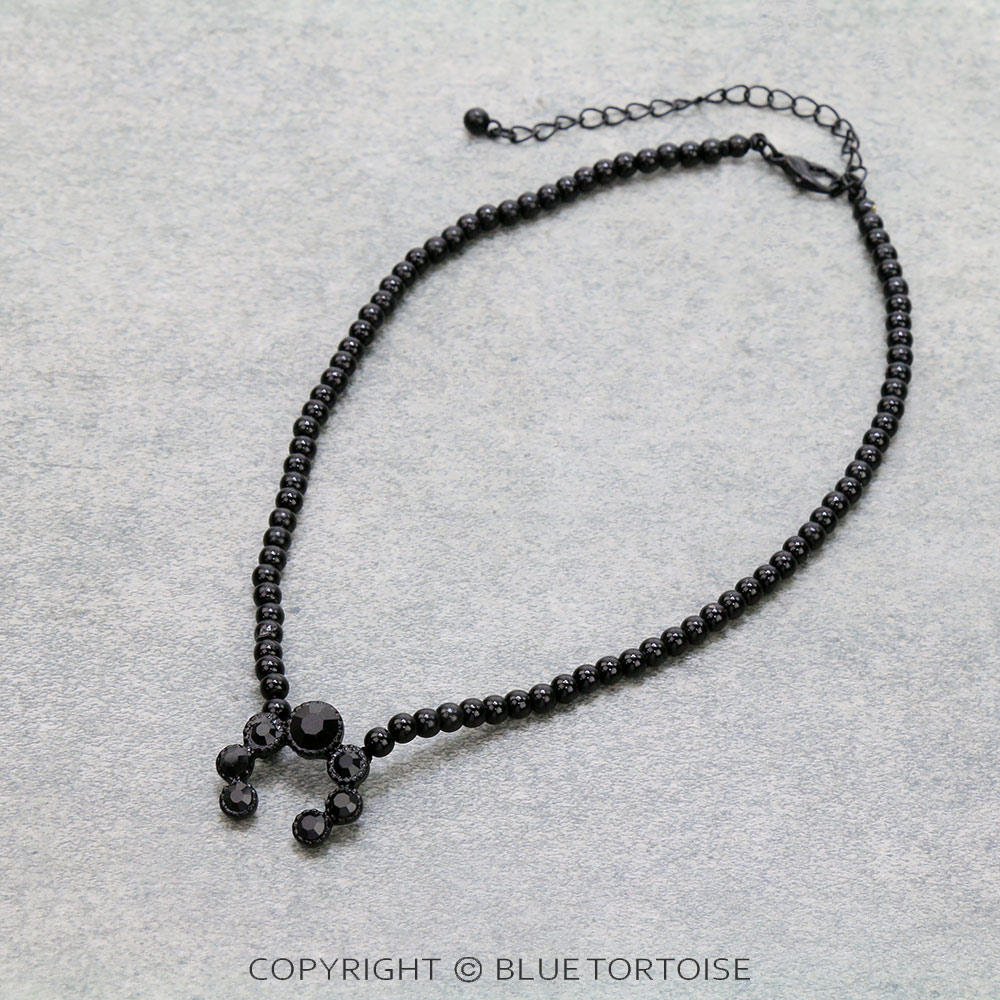 Navajo Style Pearl with Squash Blossom Pendant Choker
