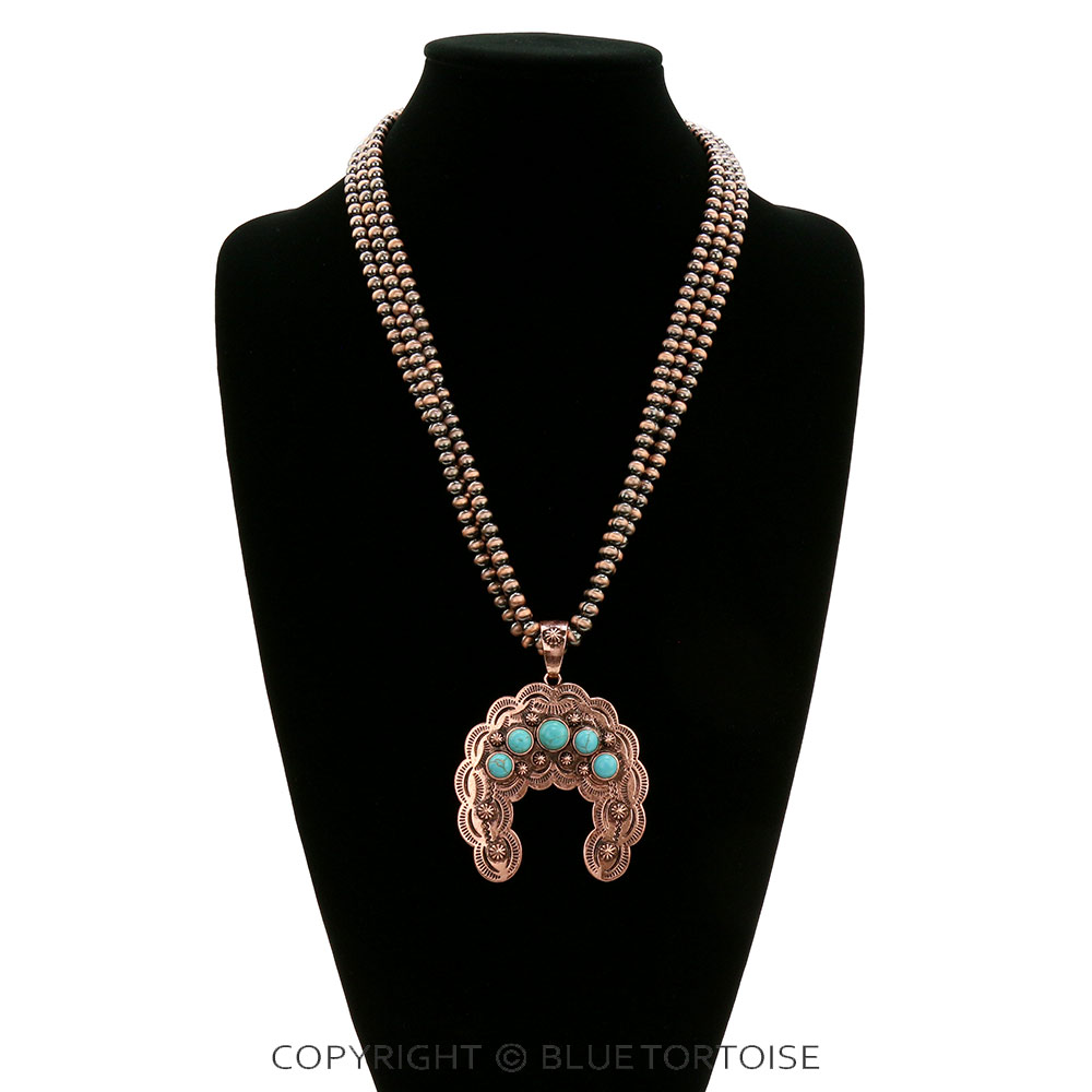 Navajo Style Pearl with Squash Pendant Necklace - Image 2