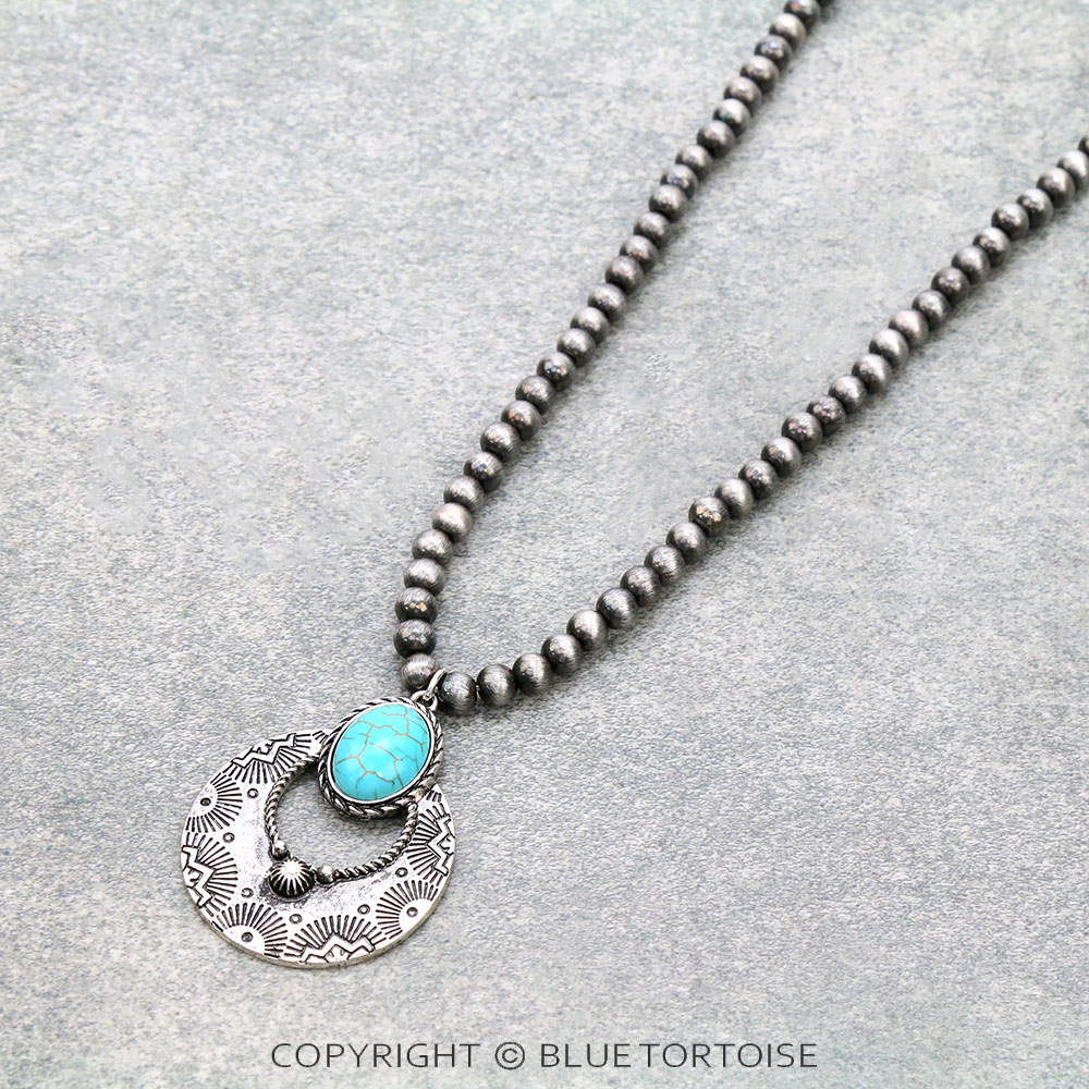 Western Texture Fan Shape Pendant Necklace - Image 3