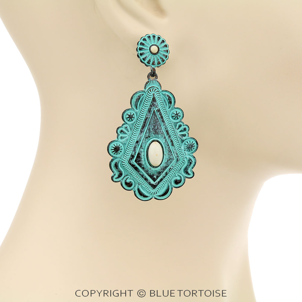 Western Texture Concho Stud Earrings - Image 2
