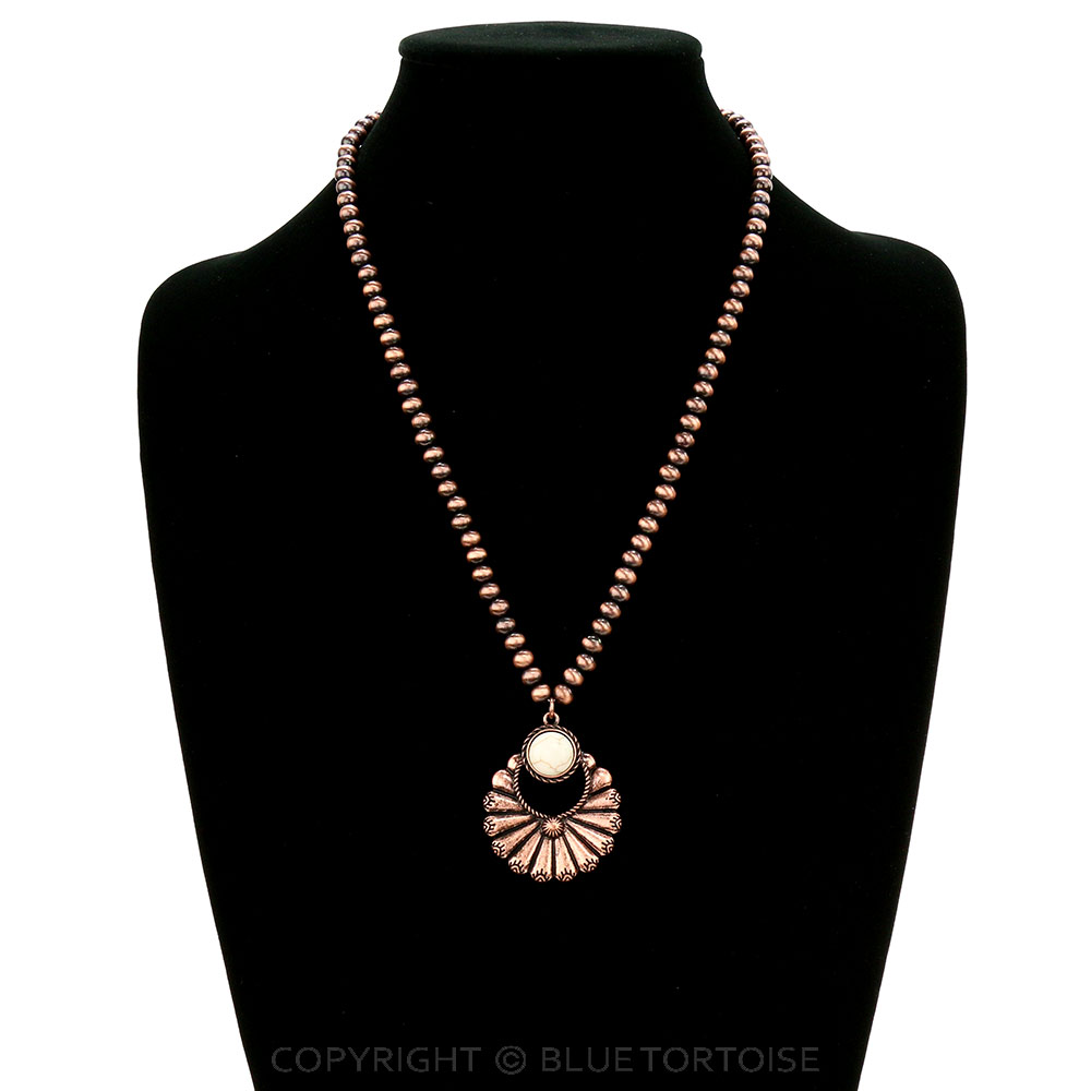 Western Texture Fan Shape Pendant Necklace - Image 2