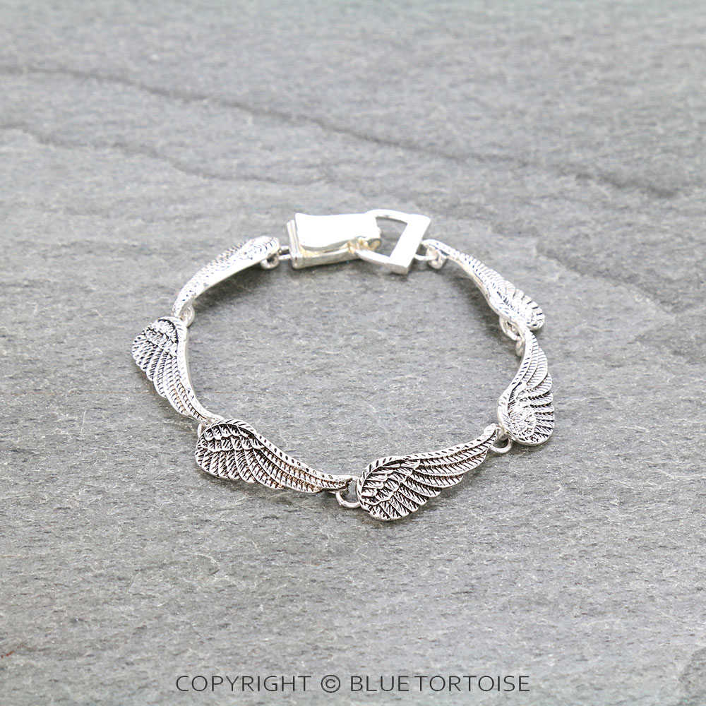 Tailored Wing Magnetic Bracelet