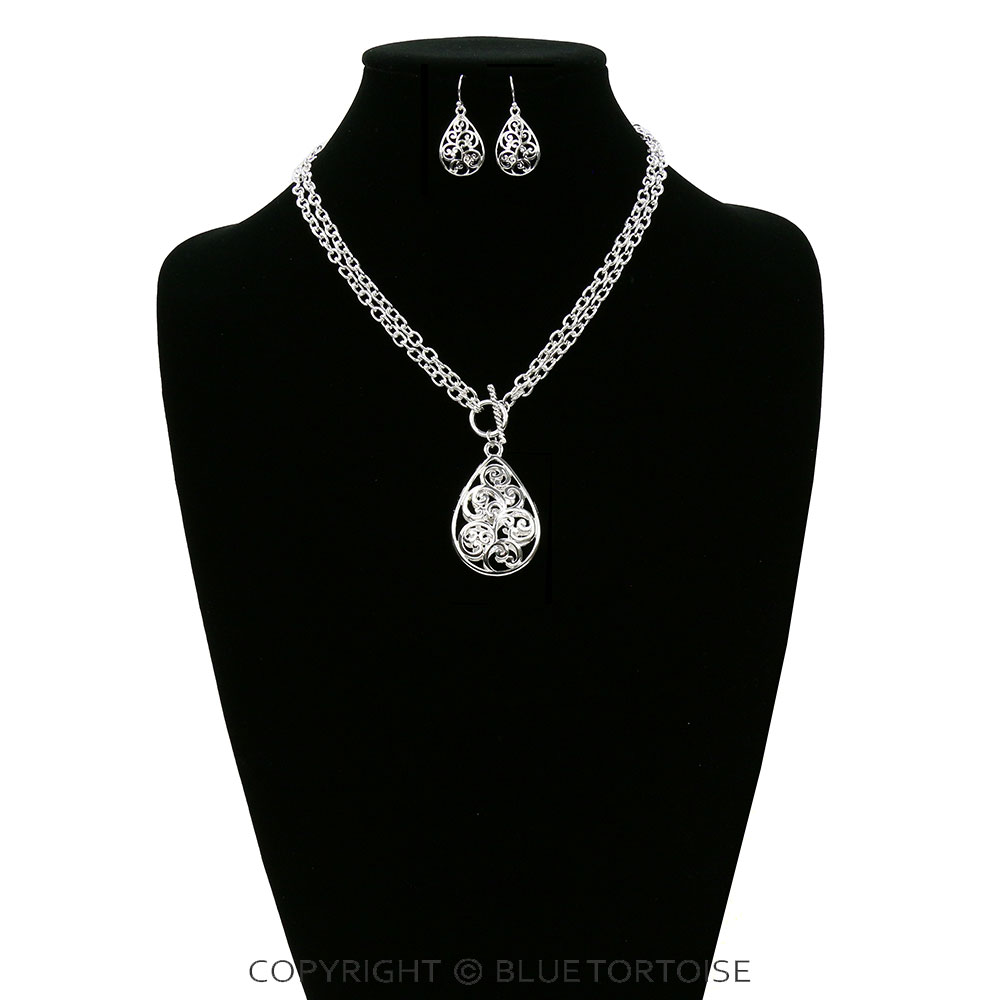 Tailored Teardrop Dual Side Toggle Necklace Set - Image 2