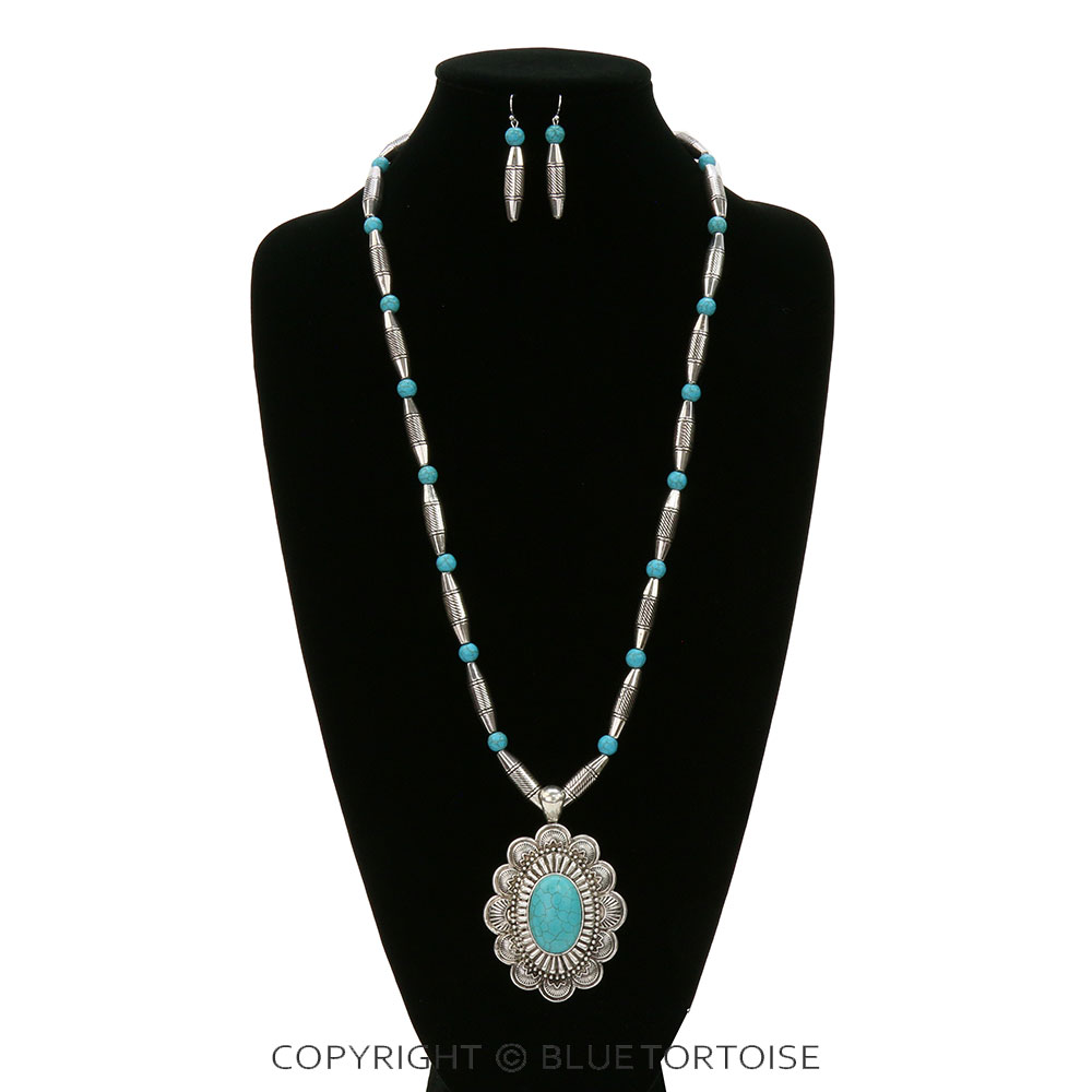 Western Concho Pendant Necklace Set - Image 2