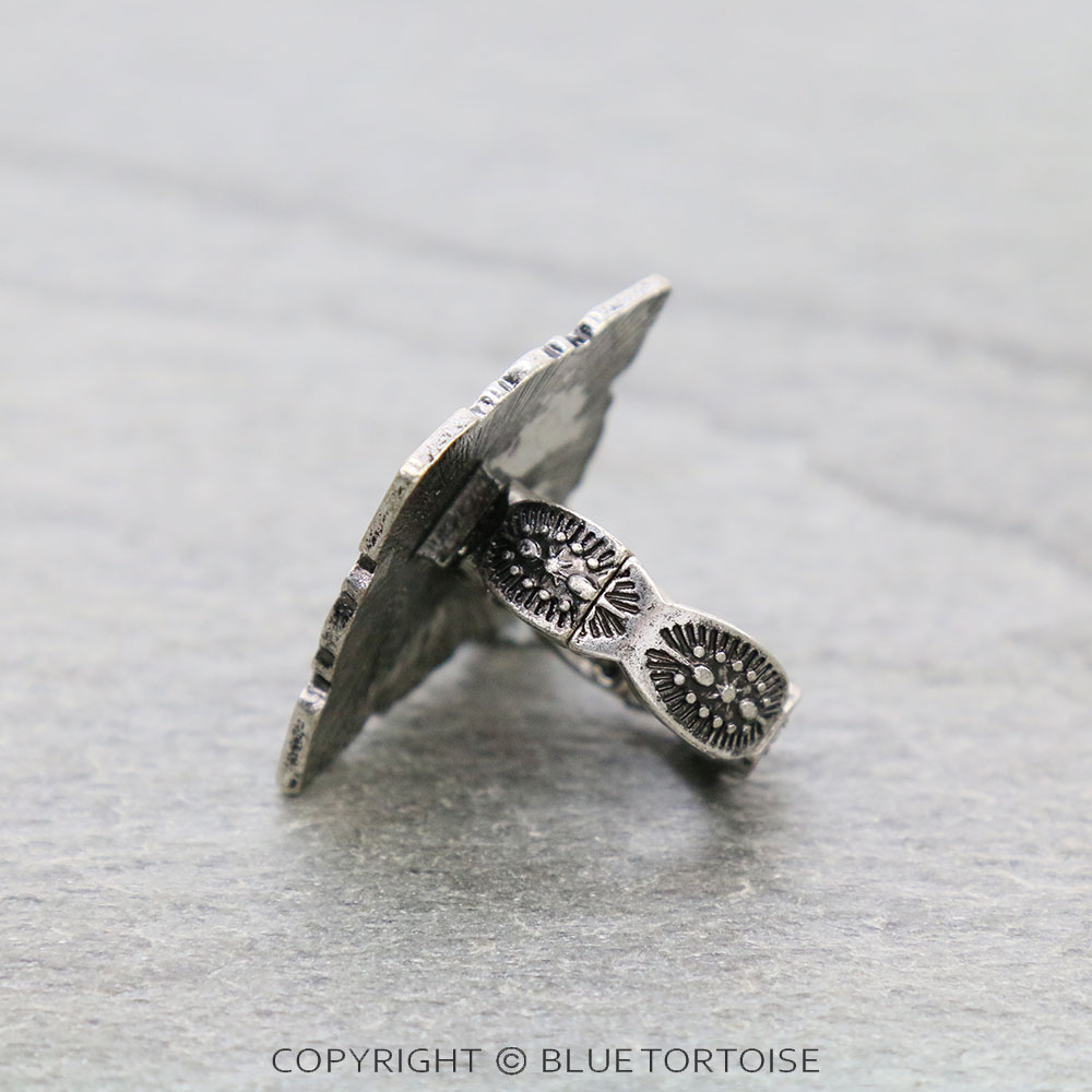 Western Texture Stretch Ring - Image 2