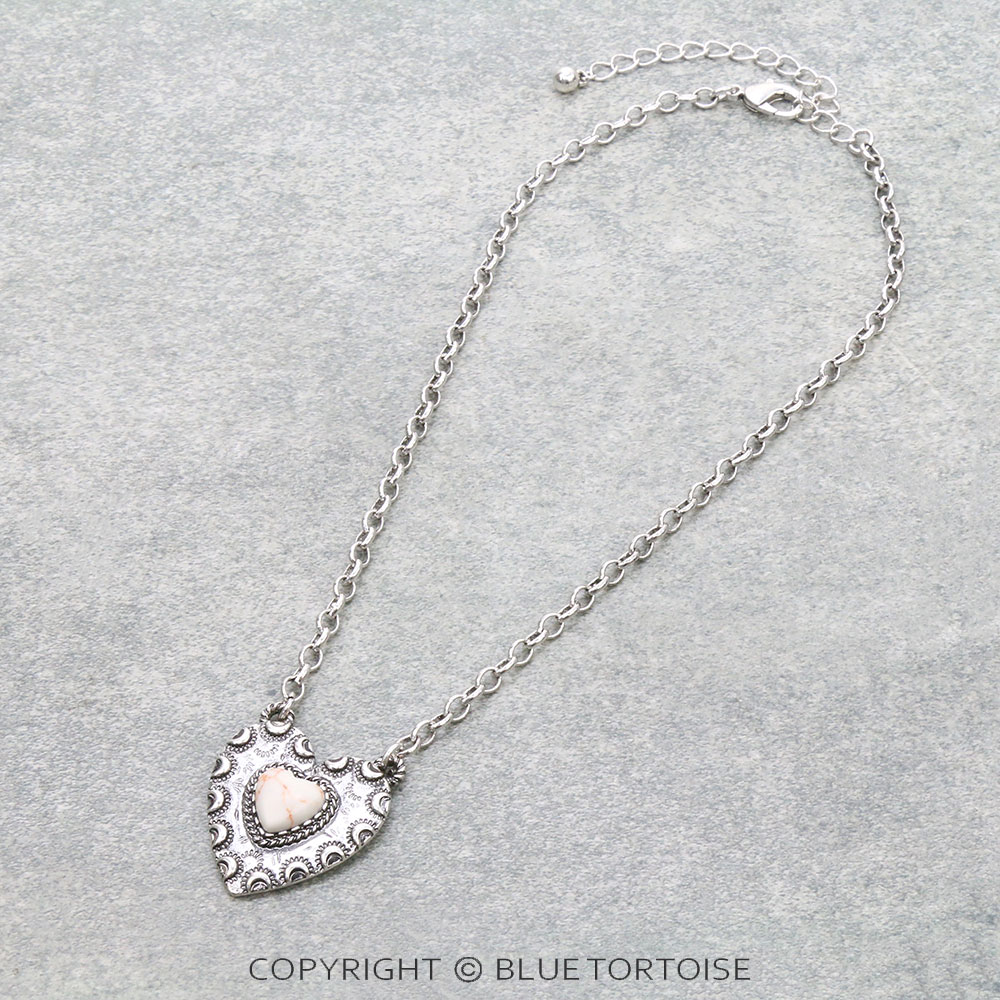 Heart Casting Stone Necklace