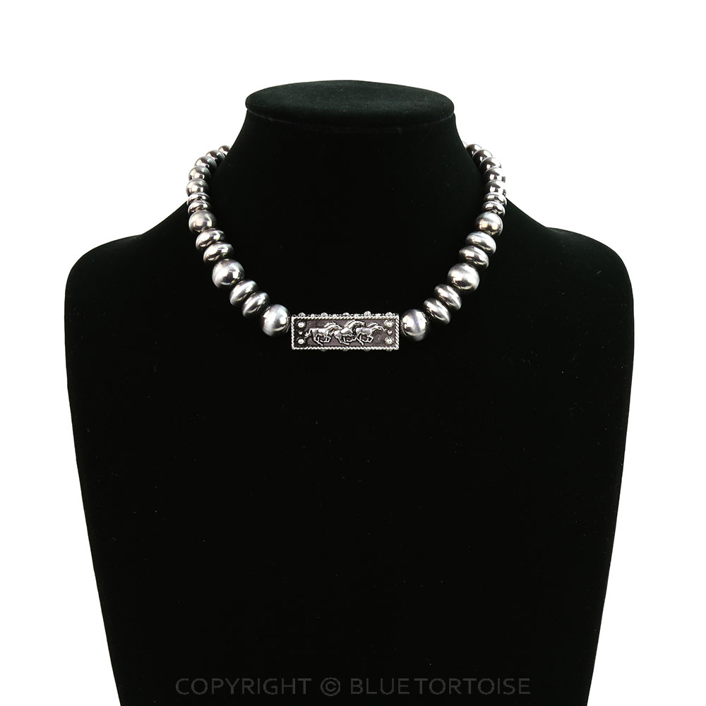 Western Horse Bar Pearl Necklace - Image 2