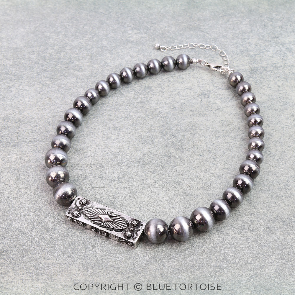 Western Concho Bar Pearl Necklace