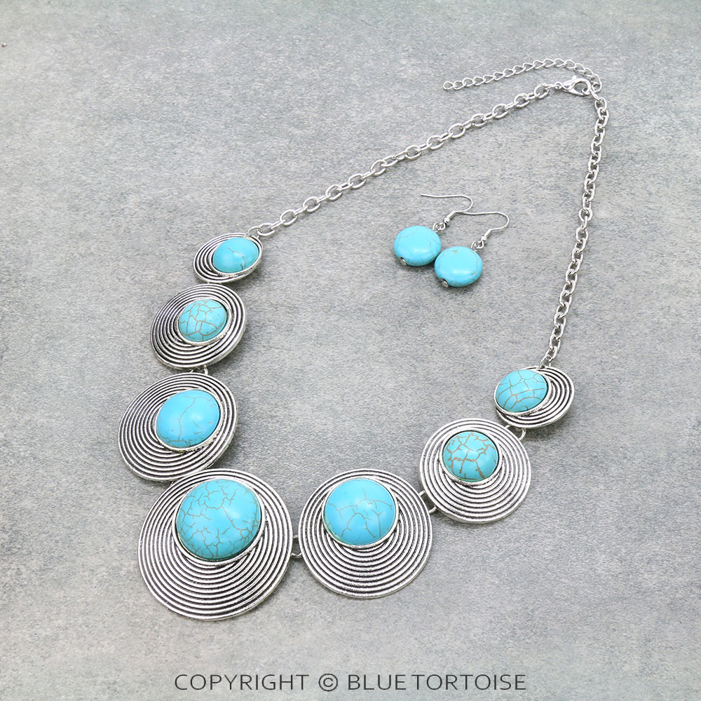 Western Design Stone Necklace Set