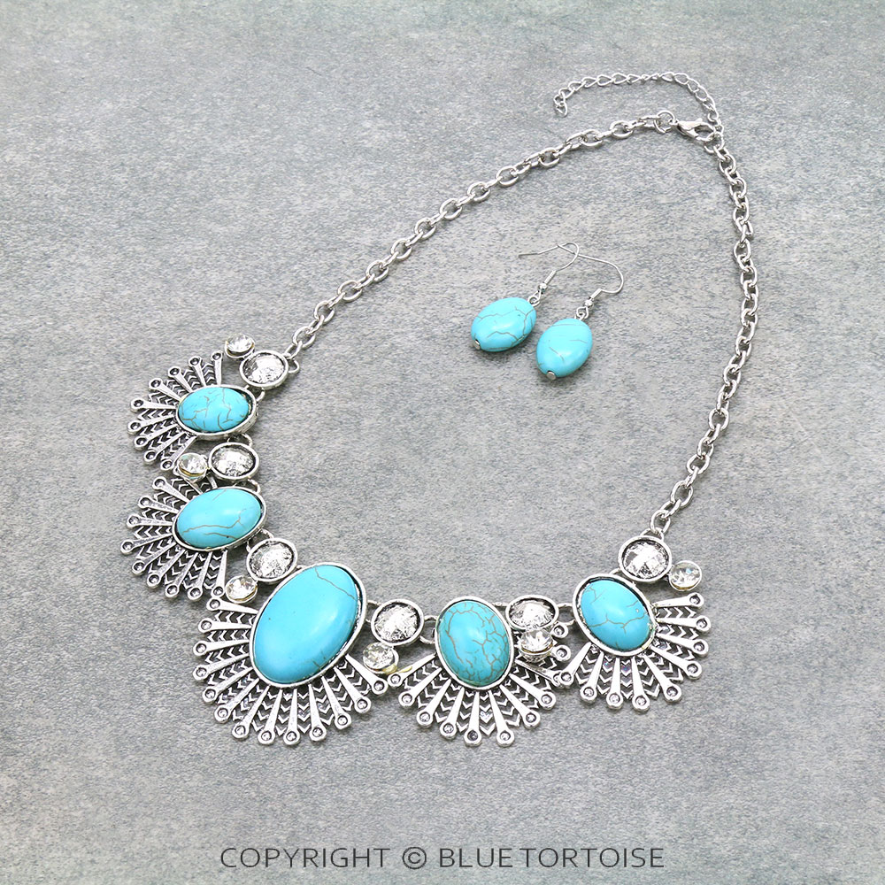 Western Design Stone Necklace Set
