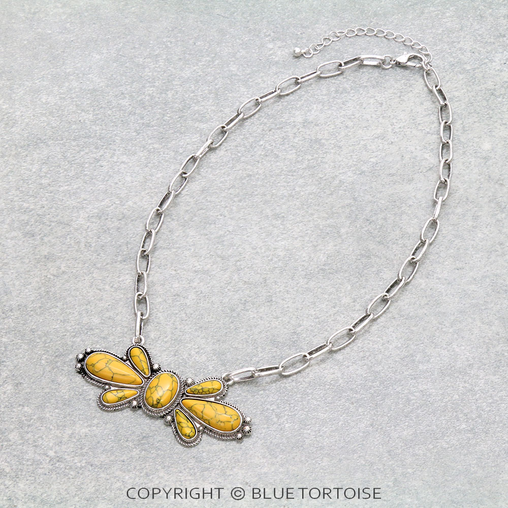 Western Concho Pendant Necklace