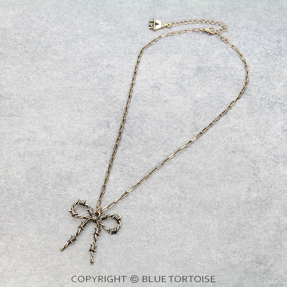 Western Barbed Wire Bow Necklace