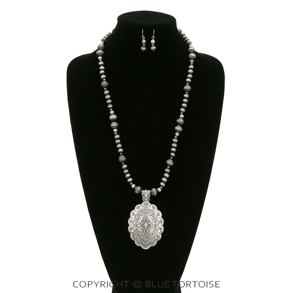 Western Concho Pendant Necklace Set - Image 2
